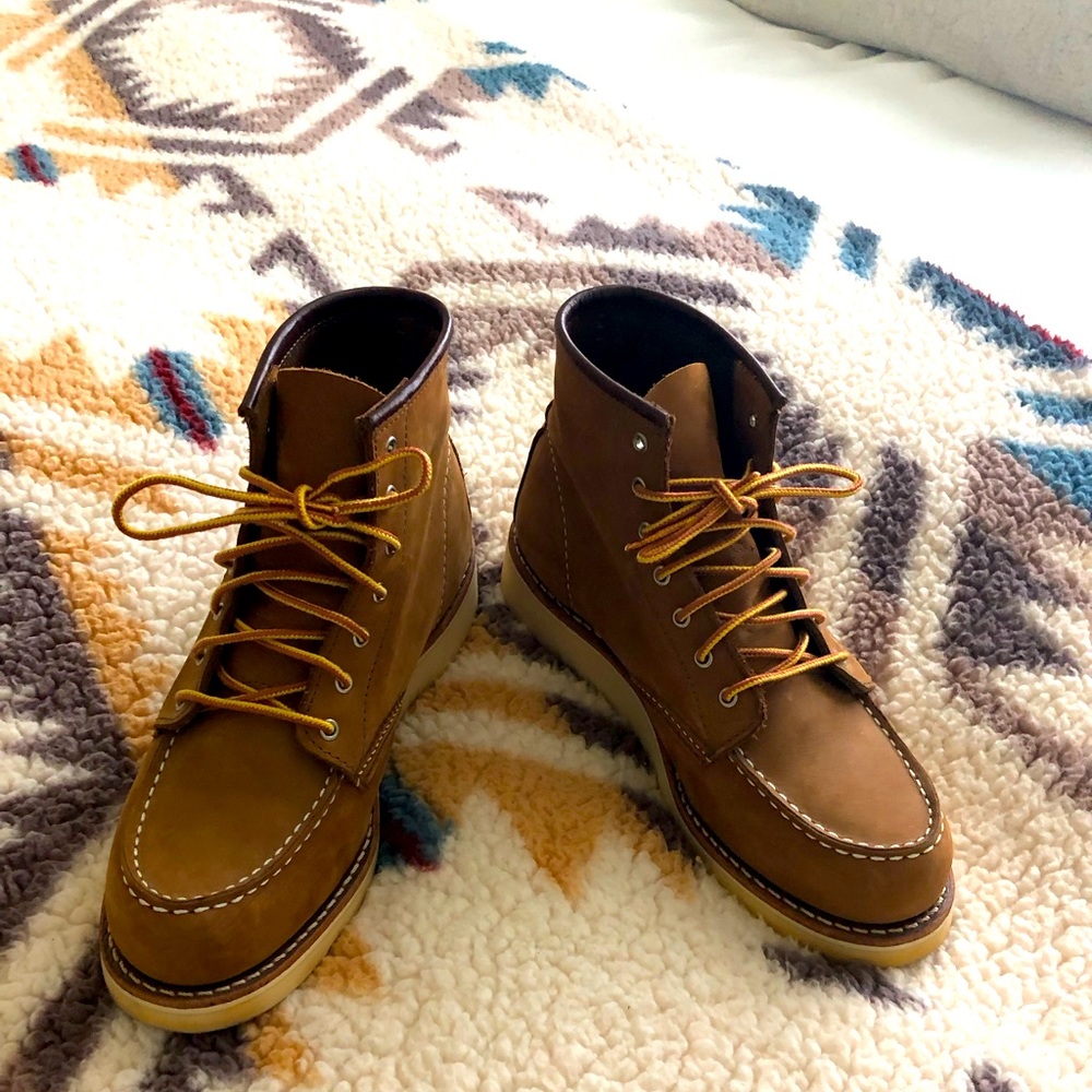 RedWing Women’s Mock Boot